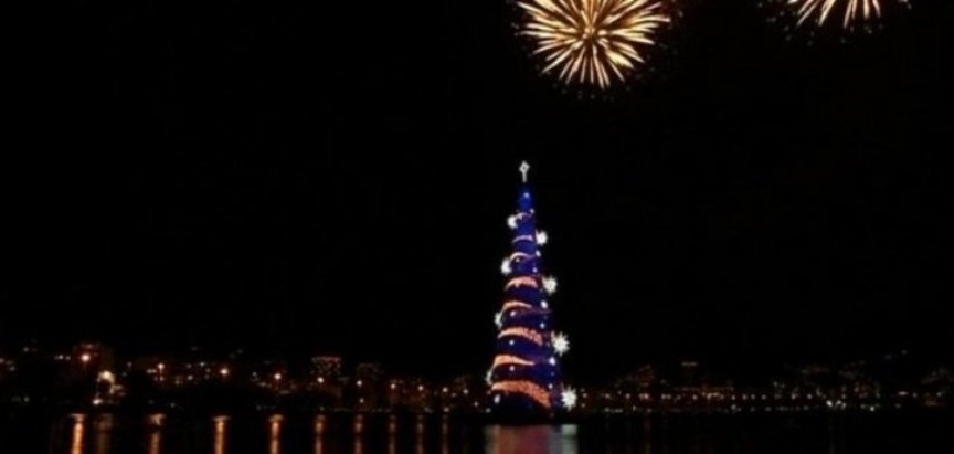 Rio osvijetlio najveće božićno "drvce" na svijetu