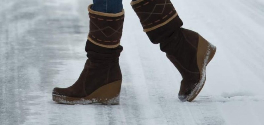5 spasonosnih trikova za siguran hod po ledu