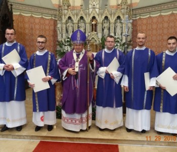 Kardinal Puljić zaredio petoricu svećeničkih kandidata za đakone Vrhbosanske nadbiskupije