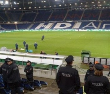 Otkazana utakmica Njemačka – Nizozemska u Hannoveru, policija evakuirala nogometaše i navijače