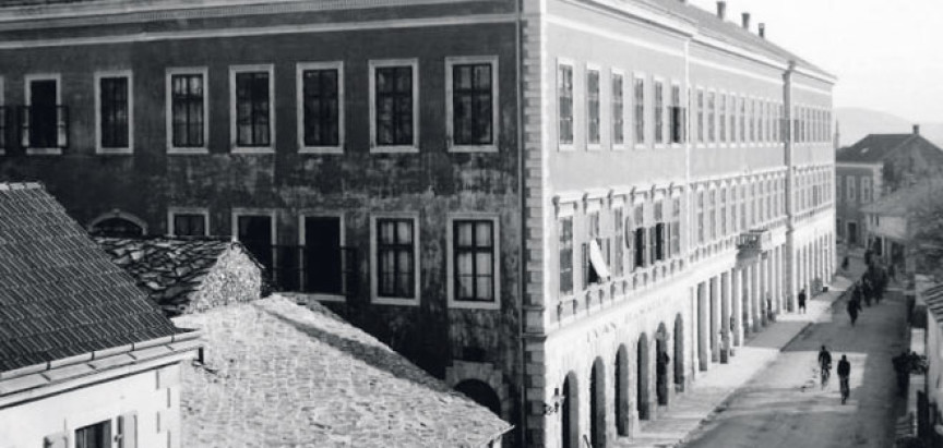 HERCEGOVINA – MUZEJ SJEĆANJA Stare fotografije Mostara, Trebinja, Nevesinja, Gacka, Stoca, Rame…