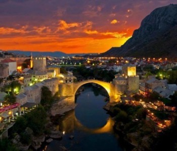 ŠTO KAŽU ČINJENICE? Kako se dijeli novac u Mostaru i je li zapadni Mostar Las Vegas a istočni Hirošima?