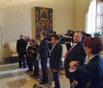 Premijer Orešković u posjetu Vatikanu