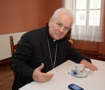 Biskup Komarica: Hrvati u BiH od konstitutivnog naroda postali ‘manjina’