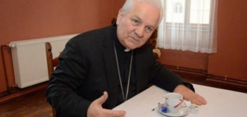 Biskup Komarica: Hrvati u BiH od konstitutivnog naroda postali ‘manjina’