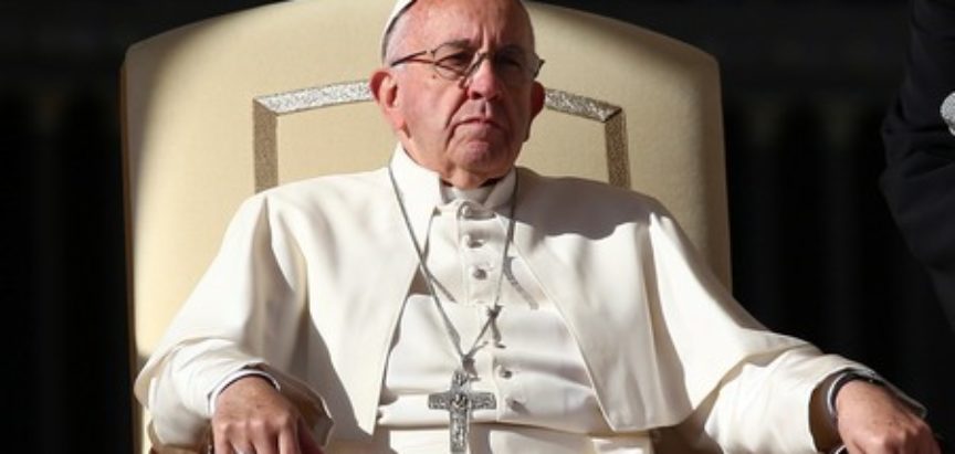 Papa Franjo omogućio svećenicima da daju oprost za pobačaje