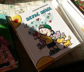 OBEĆANJE ISPUNJENO-Učenici Područne skole u Rumbocima dobili nove knjige za lektiru