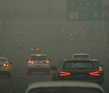 Peking uvodi policiju za borbu protiv smoga