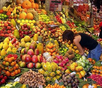Sve osim jabuka je uvozno voće na tržnicama