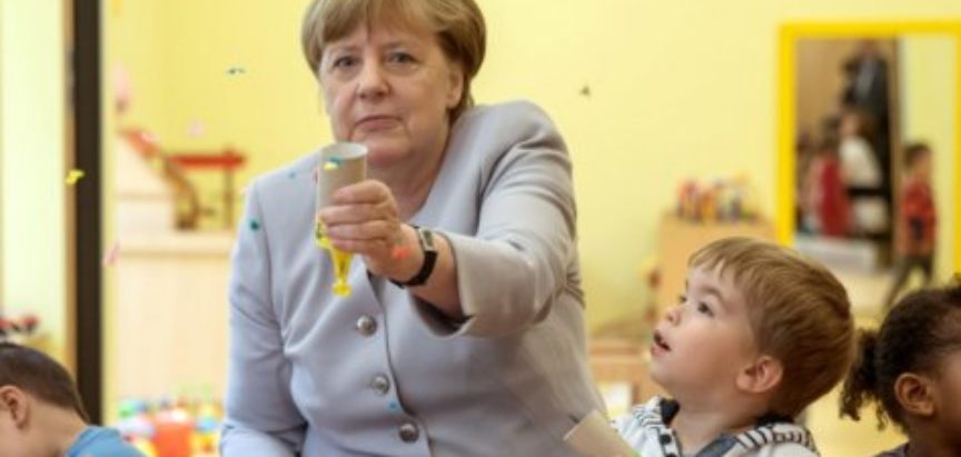 Mjera koja bi mogla utjecati na tisuće Hrvata: Njemačka želi prepoloviti dječji doplatak