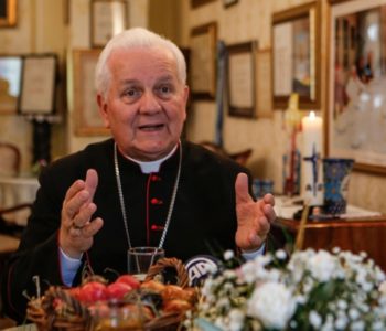 Biskup Komarica odgovorio Dodiku