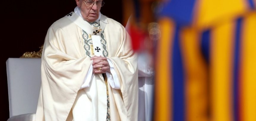 Uskrsna poruka Pape Franje: Neka Gospodin podari mir cijelom Bliskom istoku