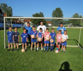 U školu nogometa u Prozoru  upisano 60 djece