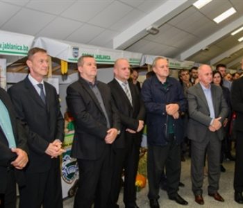 Pod pokroviteljstvom Ministarstva poljoprivrede HNŽ-a u Jablanici održan sajam ”Dani zdrave hrane, ljekobilja i pčelarstva”