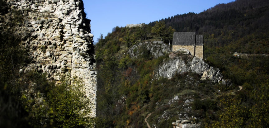 Bobovac prije 15 godina proglašen nacionalnim spomenikom: Kraljevski grad česta meta vandala