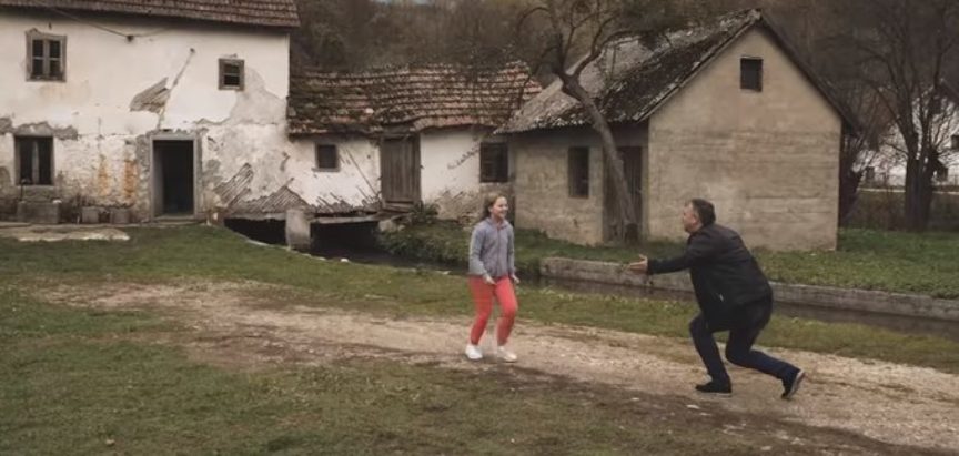 Nova pjesma i spot Zdravka Čurića  “Možeš li mi oprostiti zemljo mojih pradjedova” osvaja regiju