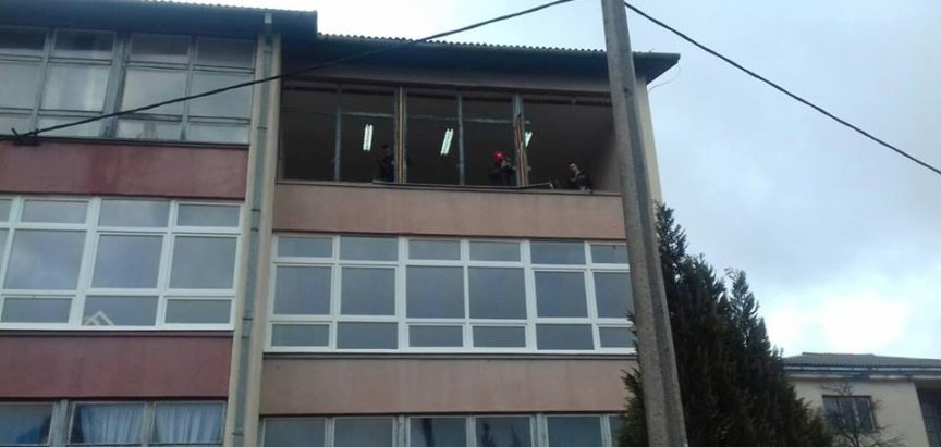 Nova stolarija na zgradi Osnovne škole fra Jeronima Vladića Ripci