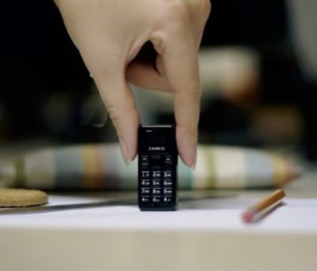 Britanska kompanija napravila najmanji mobitel na svijetu