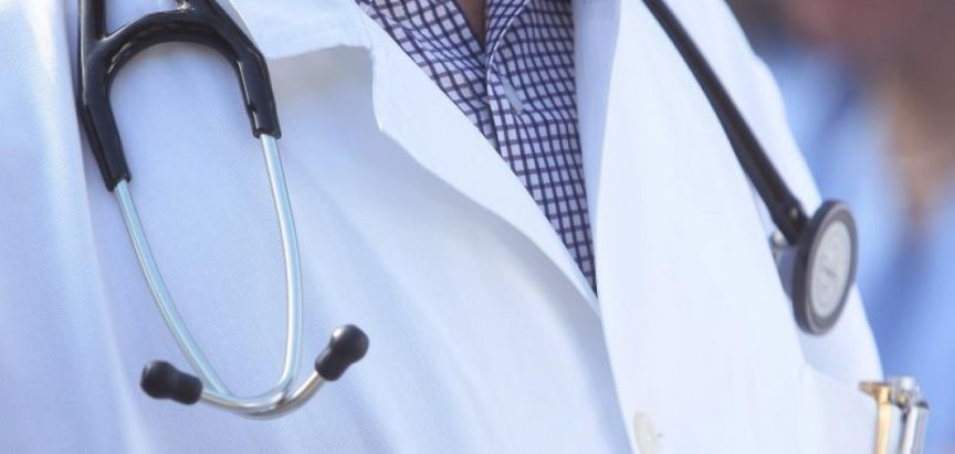 ‘Bedževe na mantile i slušalice u ladice’ – Liječnici HNŽ od srijede u štrajku