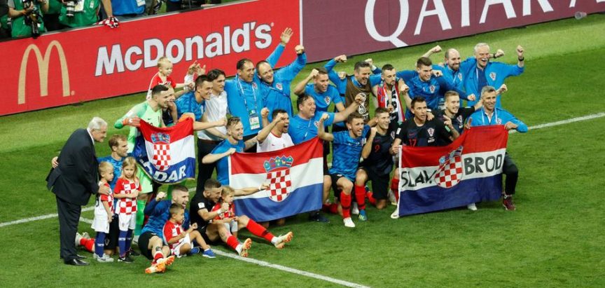 Hrvatska u finalu Svjetskog prvenstva: Ove slike idu u svijet! Subašić plače, Šime spava na zastavi…