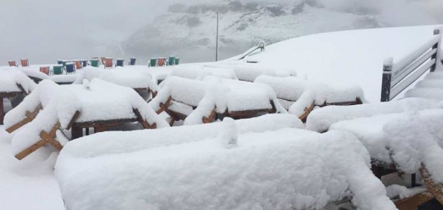 Italija: Palo čak 30 cm snijega