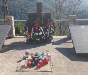 Foto: Na Hudutskom obilježena 25. obljetnica stradanja pripadnika Brigade Hrvoje Vukčić Hrvatinić Jajce