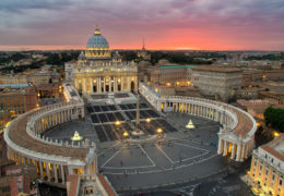 Vatikan potvrdio zabranu katolicima da se učlanjuju u društva slobodnih zidara