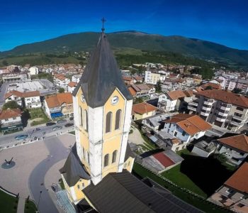 U prometnoj nezgodi kod Gornjeg Vakufa-Uskoplja poginuo 21-godišnji mladić