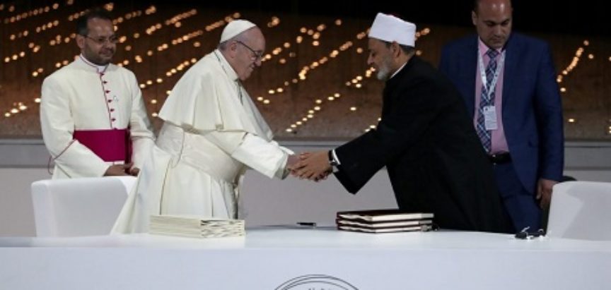 Papa Franjo i imam Ahmed al -Tayyeb pozvali na prestanak ratova u svijetu