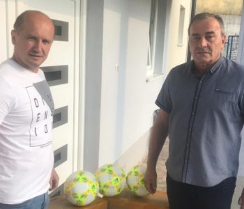 Marijan Ćavar i Goold Soccer Agency donirali nogometne lopte za trening HNK Rama i Rakitno