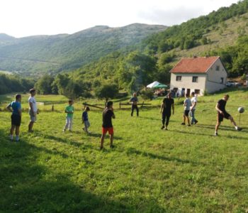 Foto: Peto okupljanje obitelji Šarčević – Necinih