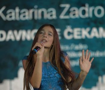 Katarina Zadro na festivalu dječje pjesme “Dok teče Lašva” dobila nagradu Lašvanska ptica