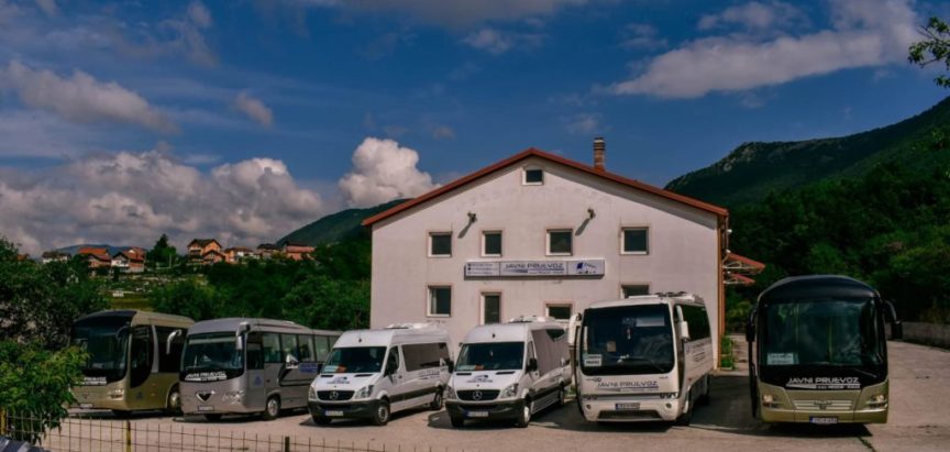 Uvođenje besplatnog javnog prijevoza za sve građane općine Prozor-Rama izazvalo je veliku medijsku pozornost