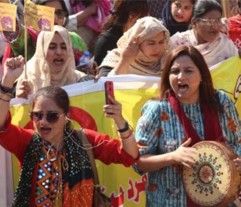 Pakistanke zasuli kamenjem dok su prosvjedovale za svoja prava