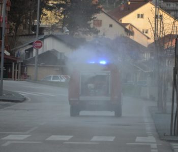 Foto/video: Vatrogasci ponovno dezinficiraju ulice u Prozoru