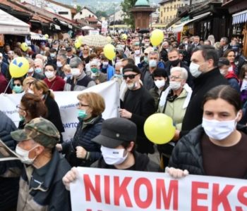 U Sarajevu prosvjedi: Sprema li se vrelo ljeto?