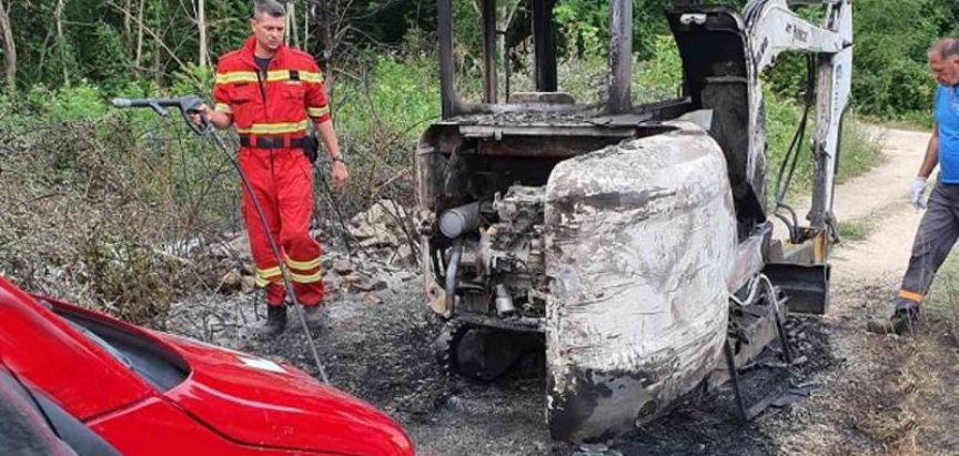 Civilna zaštita HNŽ-a: Gorjeli automobil i bager, u 12 prometnih 9 osoba povrijeđeno, jedna osoba se utopila