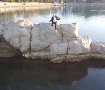 Kandidat Mosta skočio sa stijene