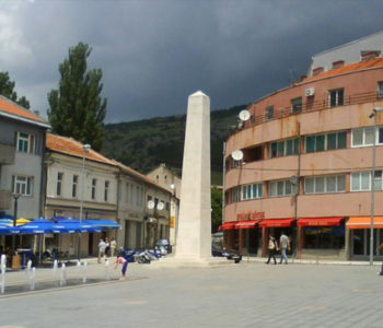 Herceg-bosanska županija: Dozvoljeno okupljanje 50 osoba u zatvorenom i 100 na otvorenom prostoru