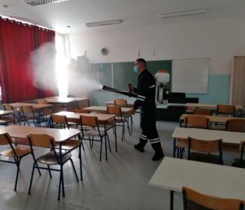 Foto: Izvršena dezinfekcija prostorija osnovne  škole u Prozoru