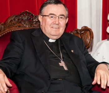 Papa Franjo odlučio da kardinal Vinko Puljić nastavlja sa službom