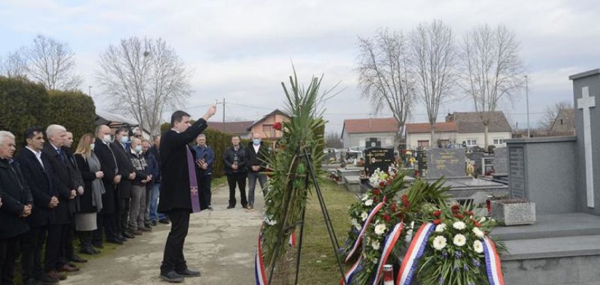 Sjećanje na hrvatske seljake koje su ubili jugoslavenski žandari