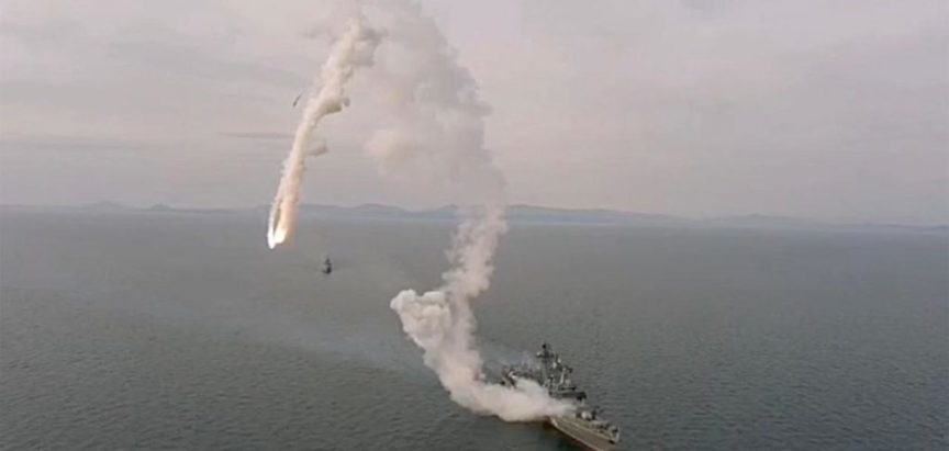 Raketa umalo potopila ruski brod s kojeg je ispaljena, vojska se i dalje pravi da se fijasko nije dogodio