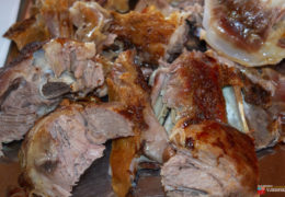 Često ga jedemo, a najgore je meso koje možemo pojesti, prepuno je kolesterola i soli, razara srce i deblja