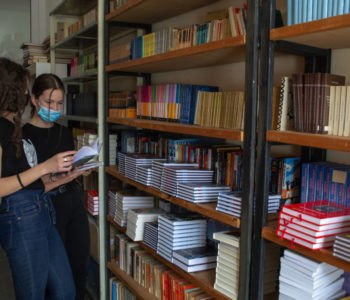 Donacijom Općine Prozor-Rama knjižnica Srednje škole Prozor bogatija za 270 knjiga