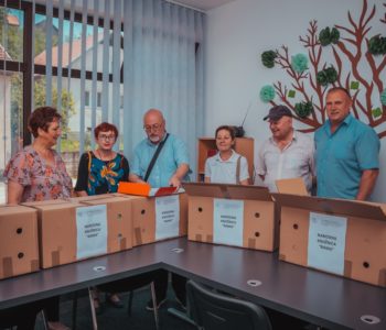 Fondacija “Kemal Bakaršić” donirala Narodnoj knjižnici “Rama” više od 250 knjiga