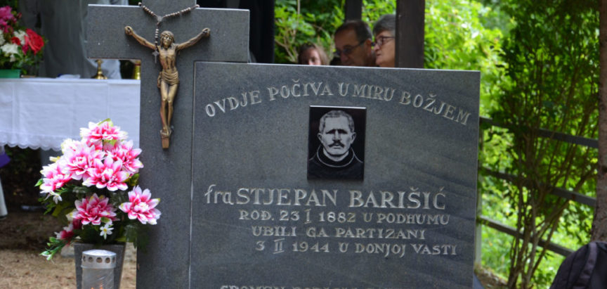 ŽUPA UZDOL: Hodočašće na grob fra Stjepanu Barišiću, svećeniku i mučeniku