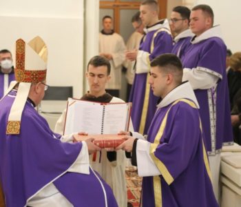 Najava: Mlada misa fra Antonia Baketarića u župi Rumboci
