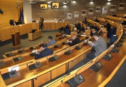 Federalni parlament danas u fokusu domaće političke scene: Vukoja, Isak i ispit za koaliciju