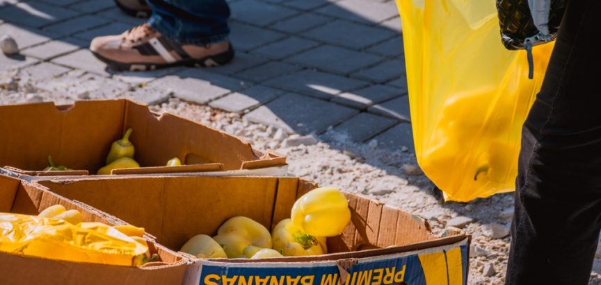 TRŽNICE U BIH: Cijene voća i povrća neprekidno rastu, građani kupuju po dvije mrkve, tri krumpira…